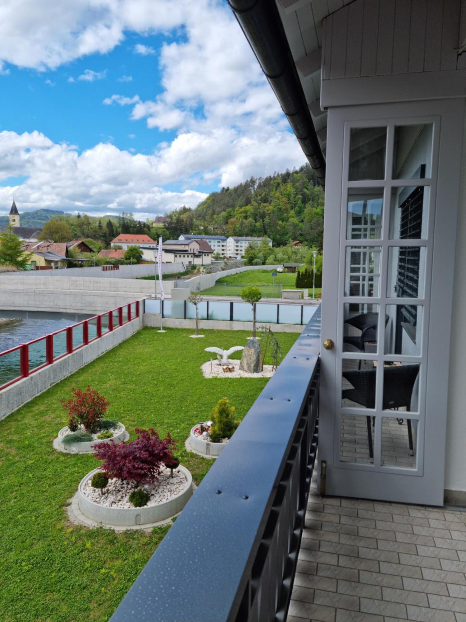 Gaestehaus Rettl Lavamund Exterior photo